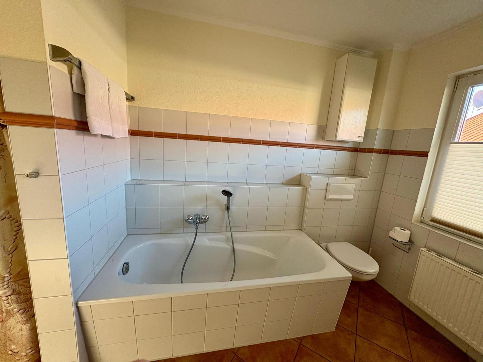 هاريسلي Ellen Hotel المظهر الخارجي الصورة